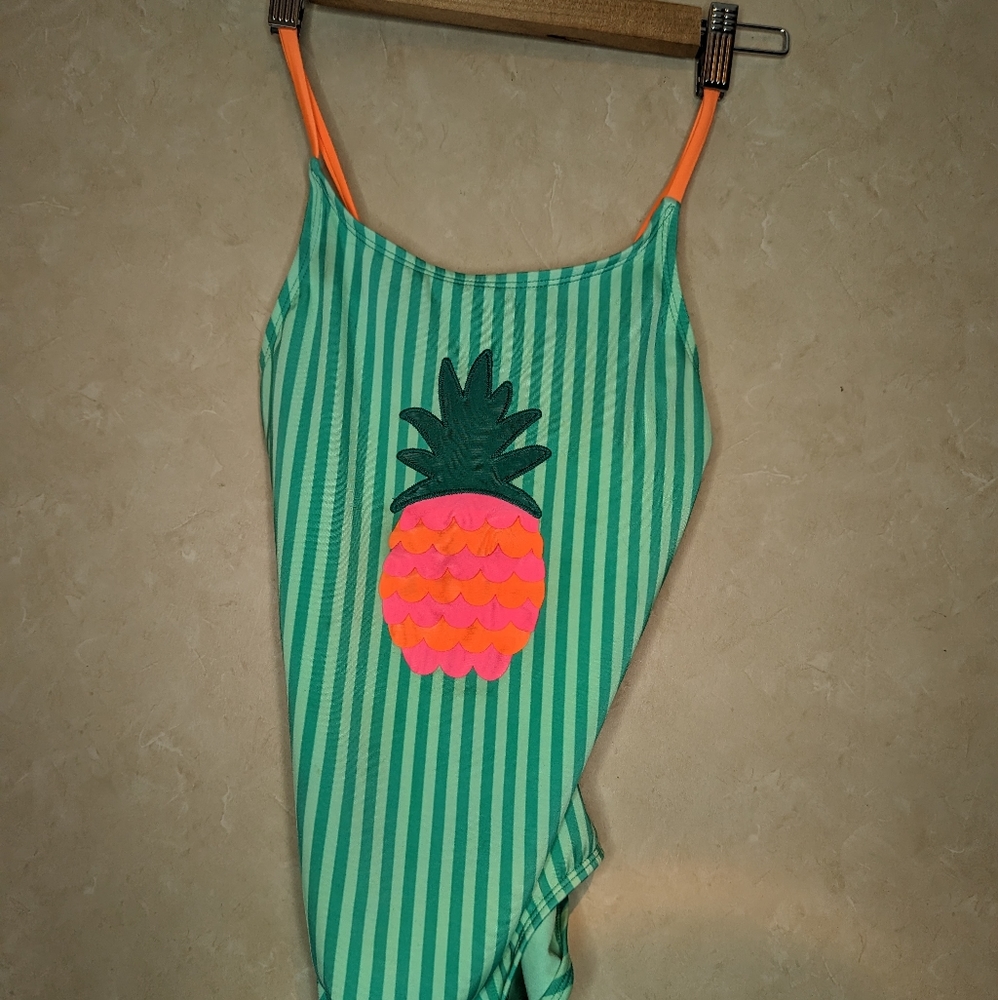 Cat & Jack Kids swimsuit not worn